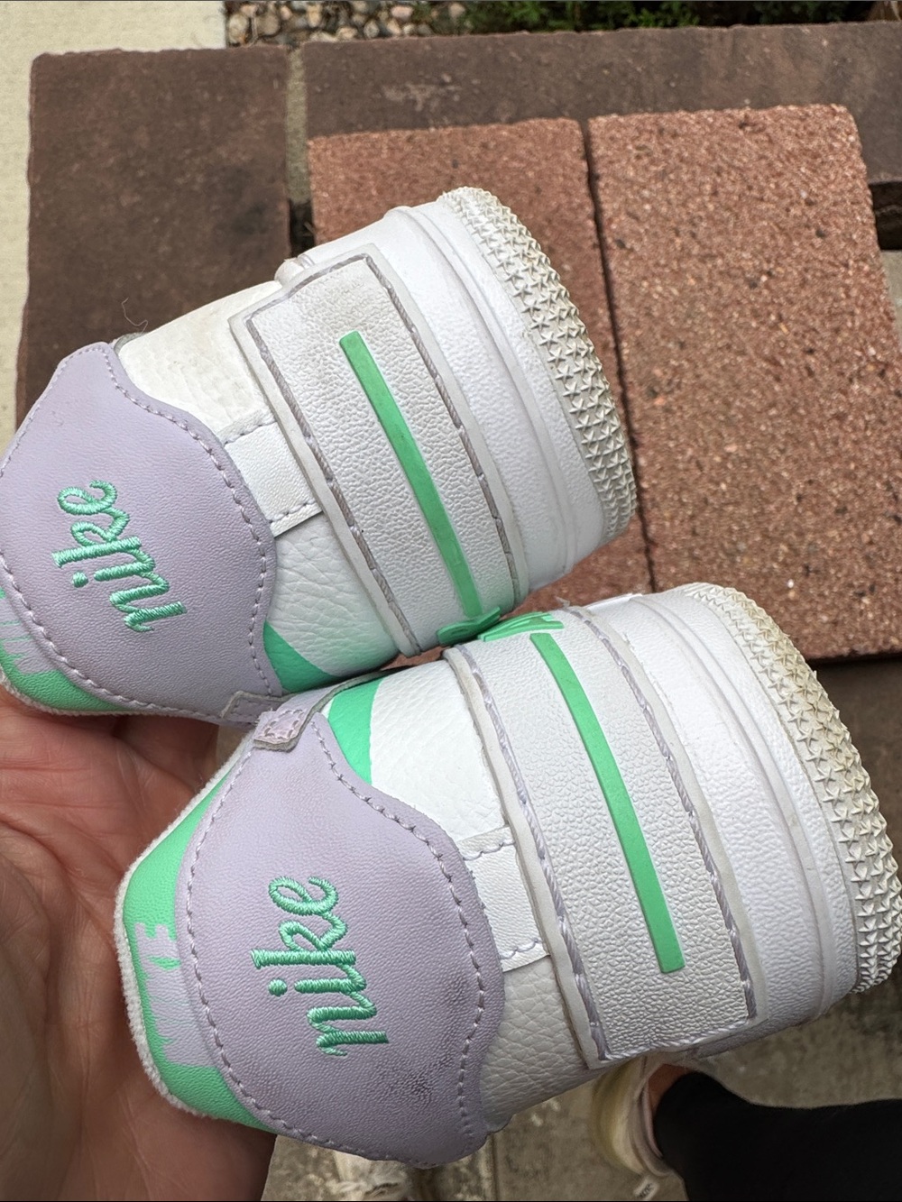 Women’s Nike Air Force 1 Low - White with Mint Green and lavendar Accents Size 9 - Picture 6 of 9